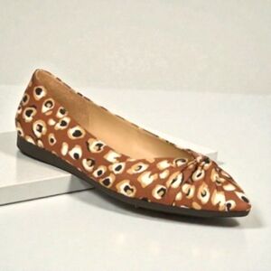 Naturalizer Renata Flat In Animal Print Size Woman's 9